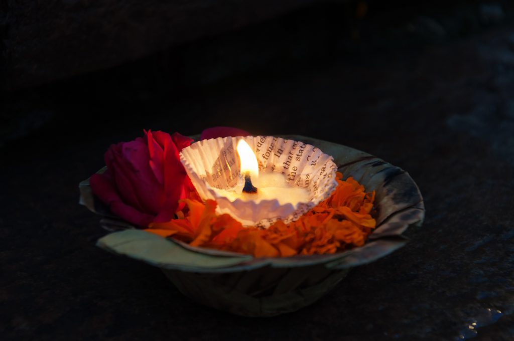 Aarti Zeremonie in Varanasi