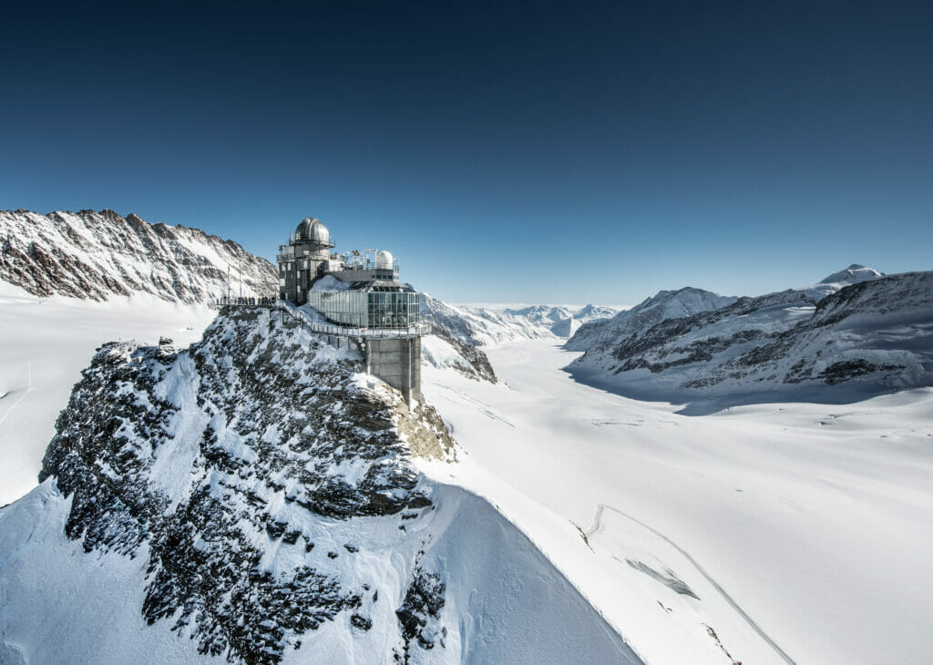JUNGFRAU REGION - Jungfraujoch mit Sphinx und Aletschgletscher.

Jungfraujoch with Sphinx and the Aletsch glacier.

Copyright: Jungfrau Region By-line:swiss-image.ch/Rob Lewis